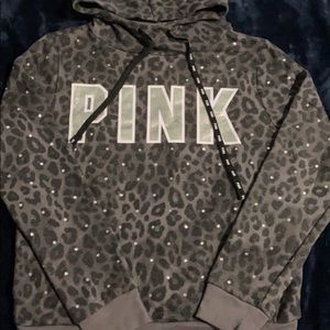 VS Pink pullover